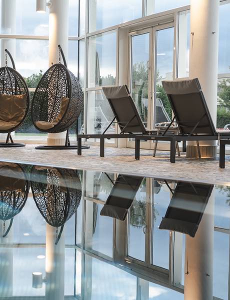 Pihenés a REDUCE  Vital  fedett termálfürdőjében