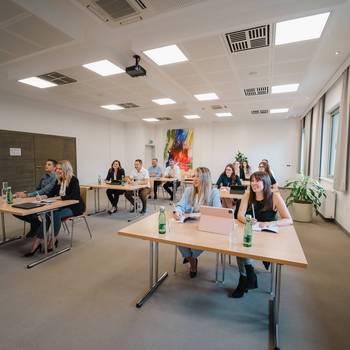 A REDUCE Salbei szemináriumi terme A REDUCE Salbei szemináriumi terme