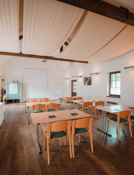 Laubenhofstube a DAZUMAL Tatzmannsdorfban