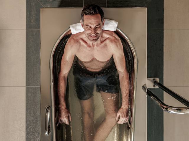 Fürdő szénsavas gyógyvízben