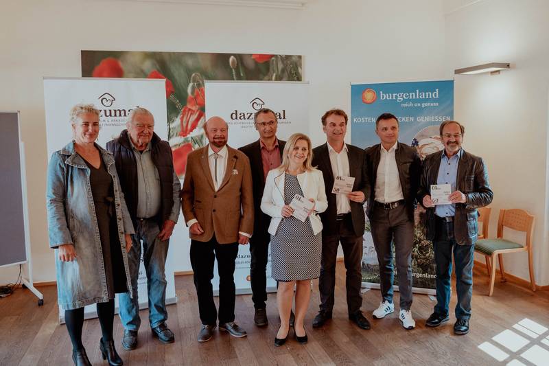 Dazumal és az árkádos borházak bemutatása Burgenlandban